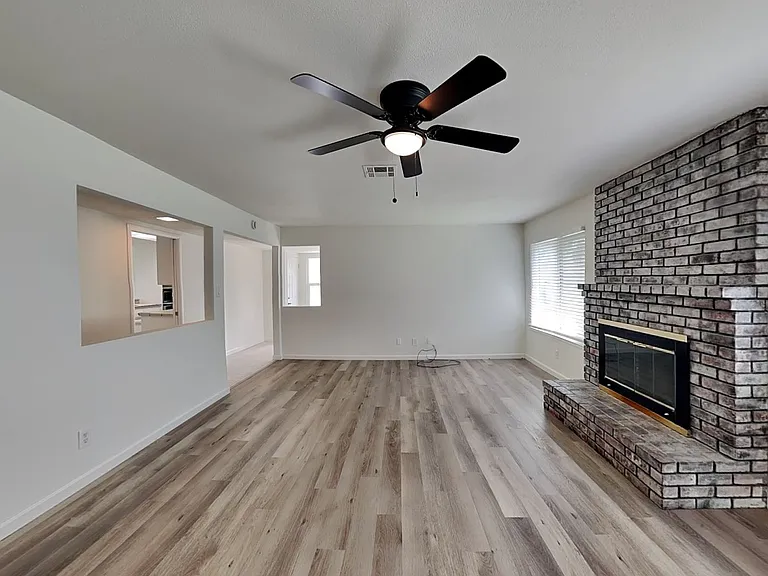 6830 Harmon Dr — Photo 8