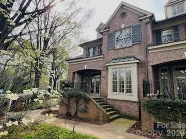 4014 Barclay Downs Dr, Charlotte, NC 28209