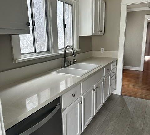 2nd image of 178 Bayview Dr
