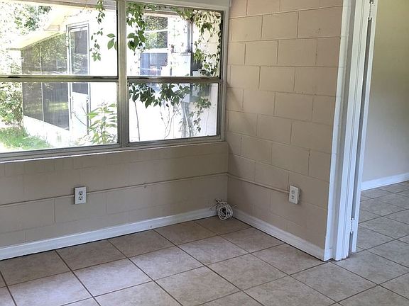 5th image of 1300 Seminole Ave