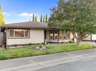 916 Park Ranch Way, Sacramento, CA 95831