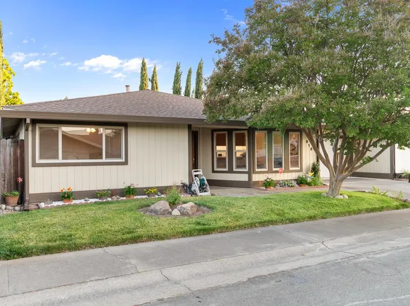 916 Park Ranch Way, Sacramento, CA 95831