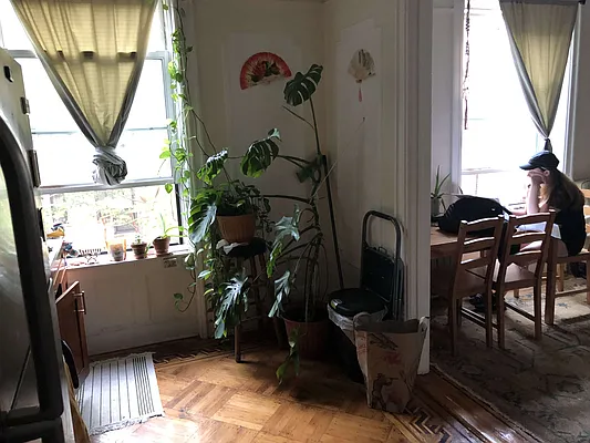 Rented by Sher Management | media 25