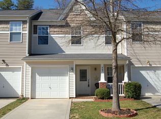 463 Doughton Ln, Charlotte, NC 28217