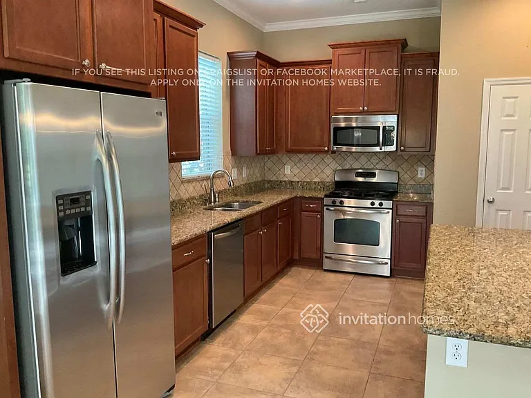 15846 Starling Water Dr — Photo 5