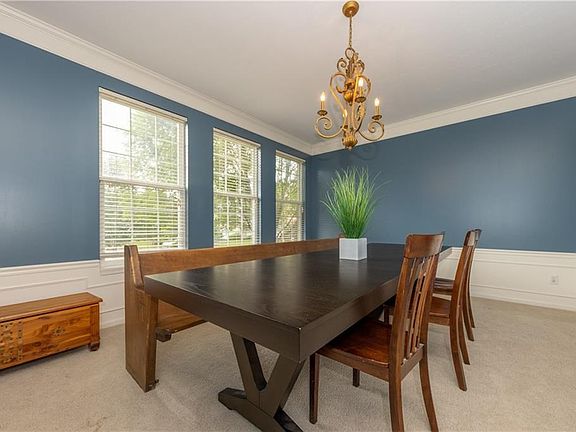 5th image of 141 Coventry Ct