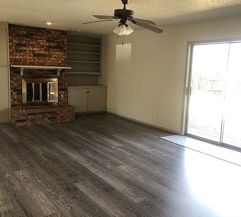 4th image of 301 S Mesa Dr