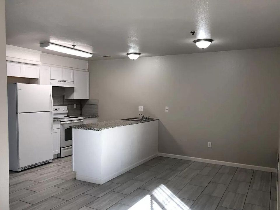 2nd image of 331 Spruce St #2
