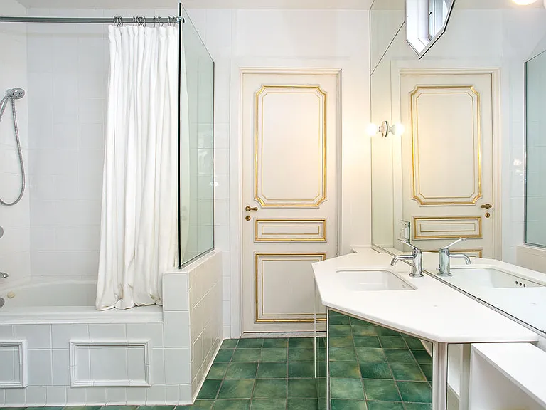 18 Sheffield Ave #2 — Photo 10