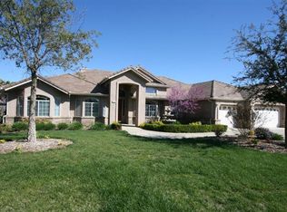 6796 N Leonard Ave, Clovis, CA 93619