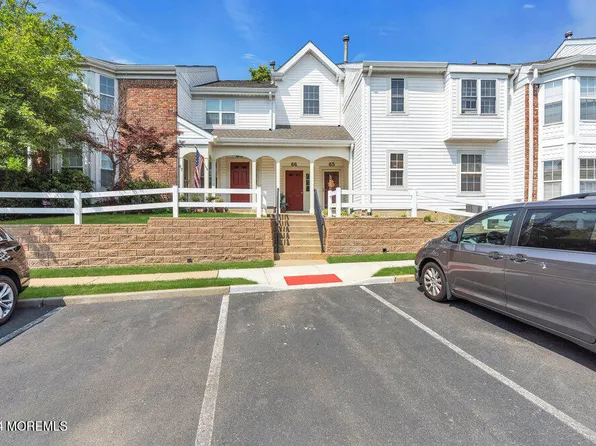 66 Tulip Lane, Freehold, NJ 07728