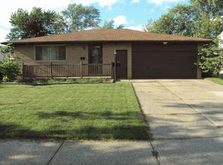 11244 Johnson Dr, Parma, OH