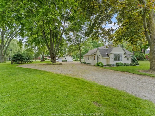115 Park St, Essex, ON N0R 1G0