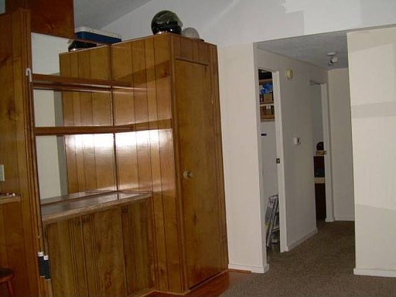 4th image of 1200 Lincoln St Unit 223