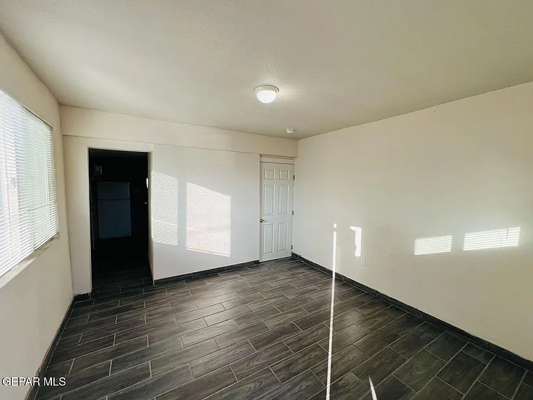 7182 Ponce Dr #B — Photo 2