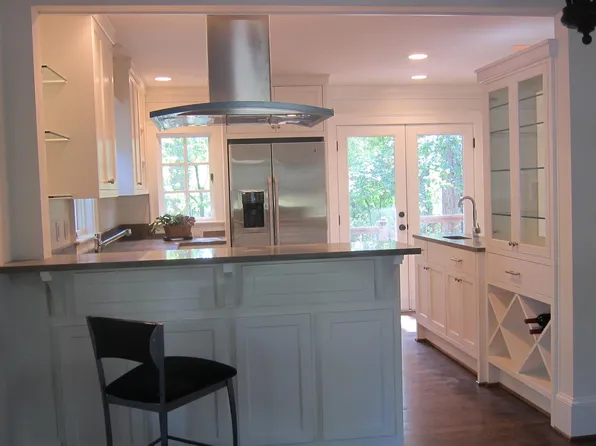 2004 E Roxboro Rd NE, Atlanta, GA 30324