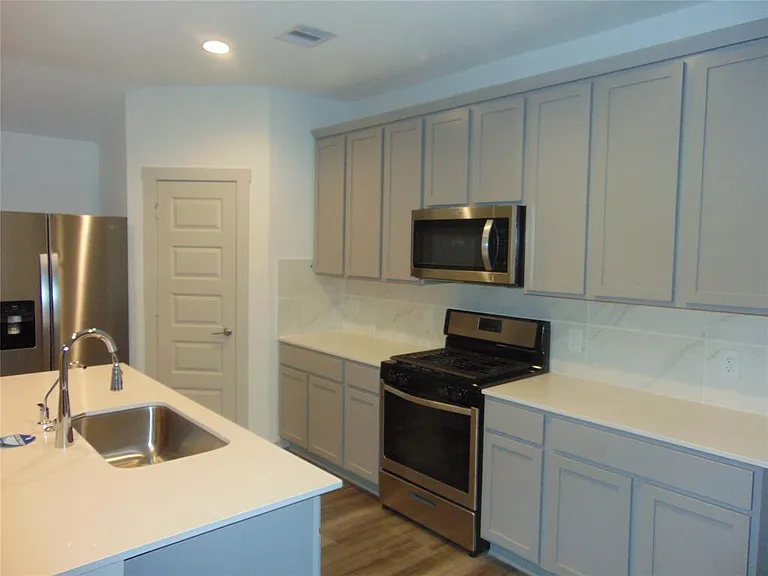 18911 Allendale Forest Dr — Photo 16