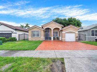 15470 SW 41st Ter, Miami, FL 33185