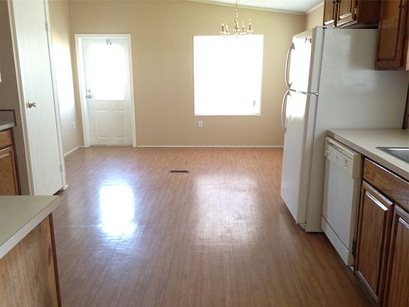 3rd image of 364 Silver Spur Dr