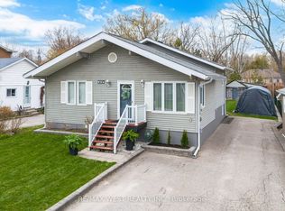 924 Vicrol Dr, Innisfil, ON L9S1V4