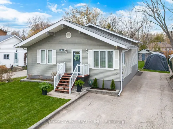 924 Vicrol Dr, Innisfil, ON L9S 1V4