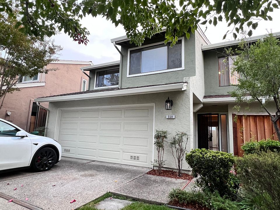 1st image of 559 Blue Jay Dr