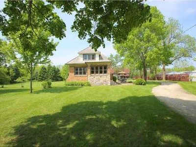 8024 Seven Mile Rd, Caledonia, WI, 53108