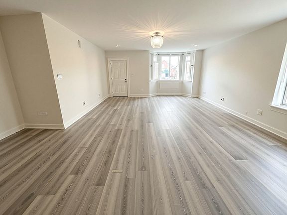 2nd image of 1549 Dean St #1