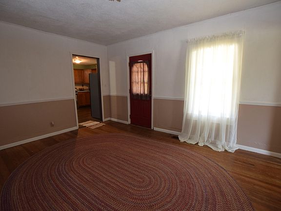 4th image of 1116 Miami St
