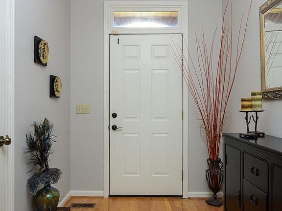 2nd image of 6725 Autumnwood Dr