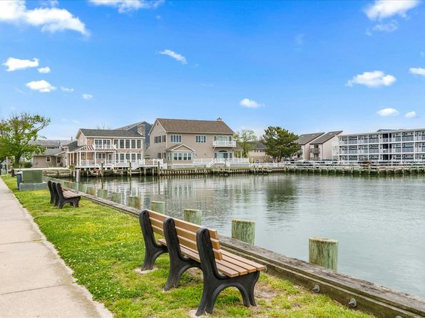 322 Bayshore Dr UNIT 1E