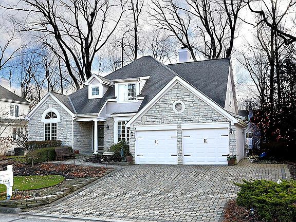 2nd image of 5666 Highland Lakes Ave