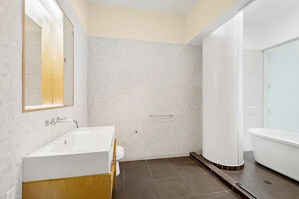 Rented by Corcoran | media 23