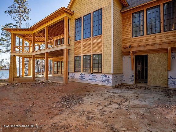5th image of 1334 Luannes Way