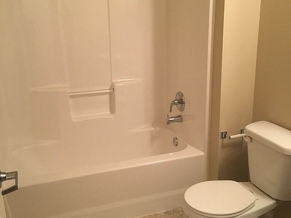 4th image of 1547 NE Odessa Way Unit 105