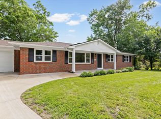 104 Defoe Ct, Columbia, MO 65203