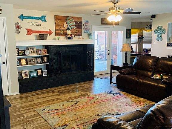 5th image of 3410 Sequoia Cir