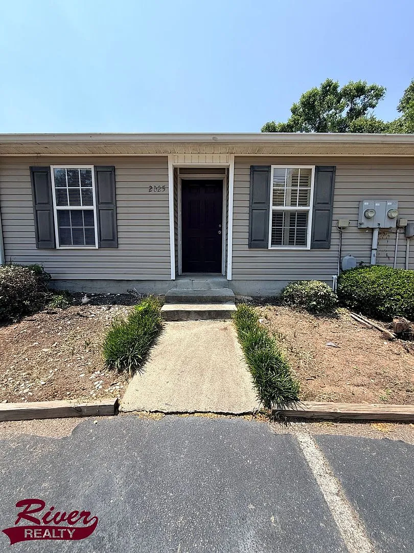 Townhouse in Augusta — Photo 2