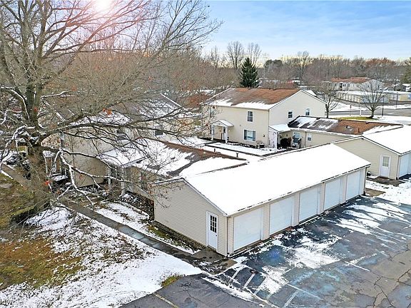 2nd image of 2792 Ivy Hill Cir Unit B