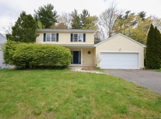 21 Arbor Ridge Rd, Torrington, CT 06790