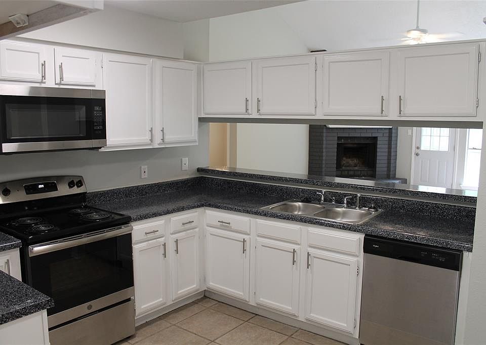 1st image of 16726 Manowar Ln