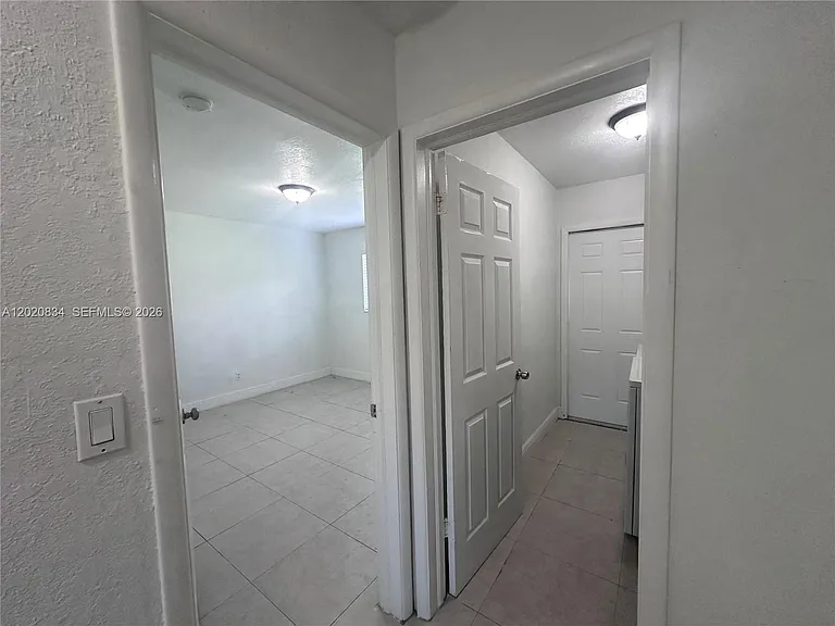2806 SW 35th Ave #1 — Photo 27