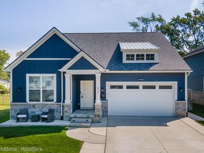 579 S Bywood Ave, Clawson, MI, 48017