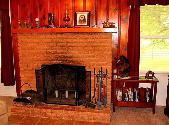 3rd image of 209 County Road 536