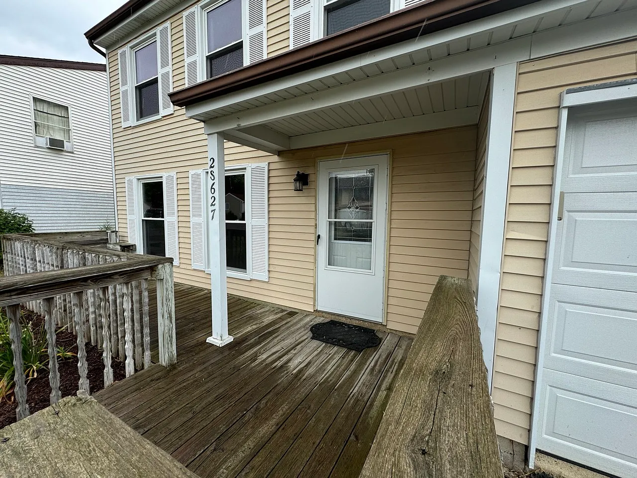 3 bed, 1.5 bath, 1580 sqft, $2,600 — Photo 2