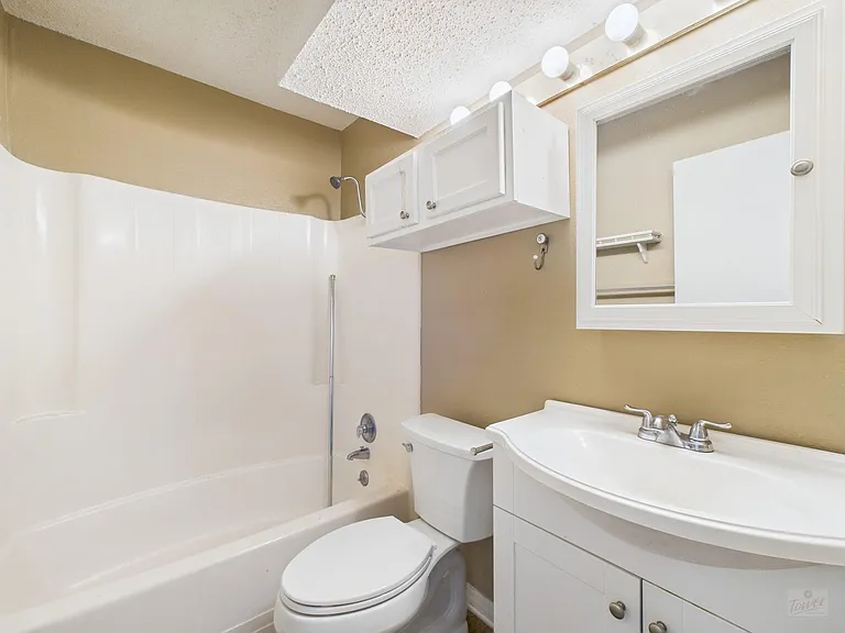 910 Duncan Ln #26 — Photo 22