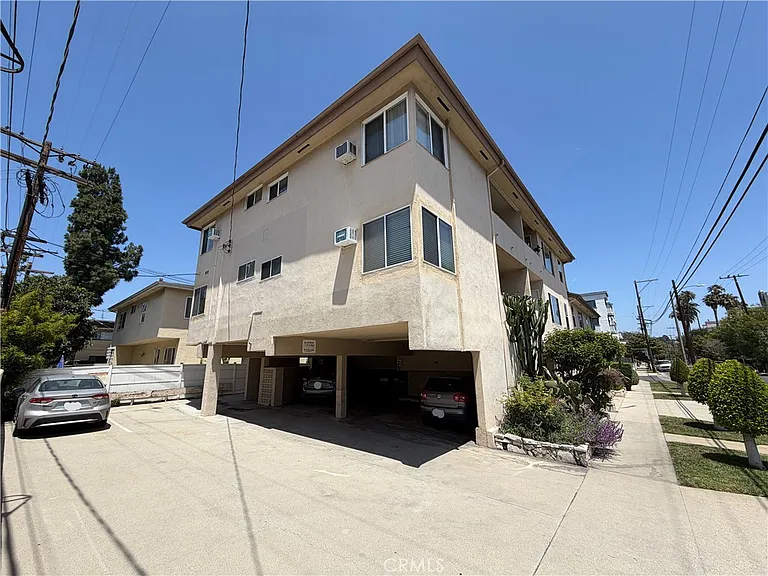 8665 S Chalmers Dr #4 — Photo 21