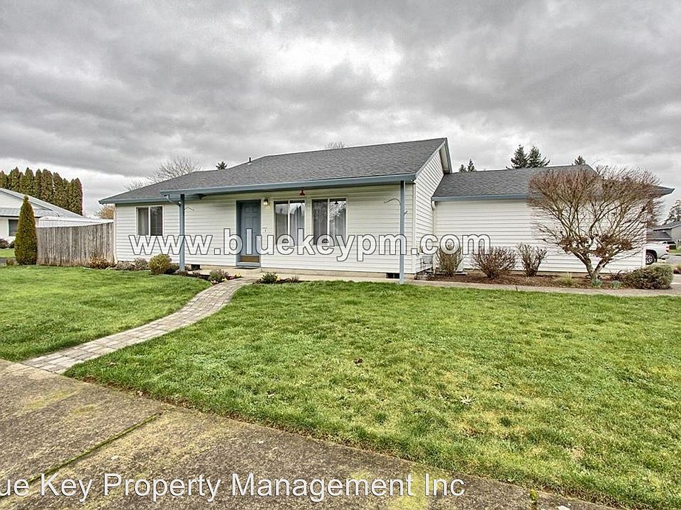 1st image of 5900 NE 99th St