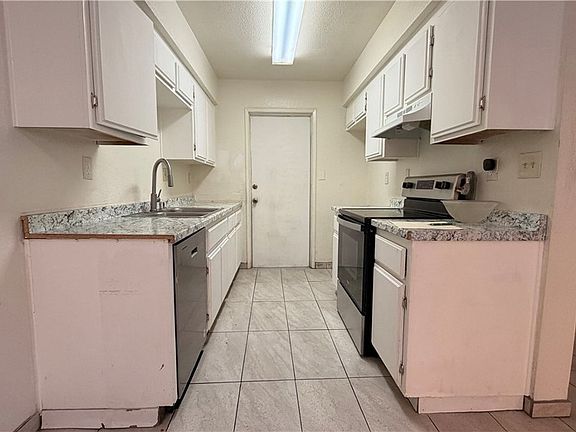4th image of 3217 Fortier St APT C