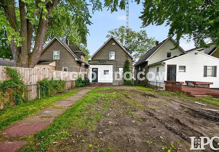 1715 Greenwood Ave — Photo 25